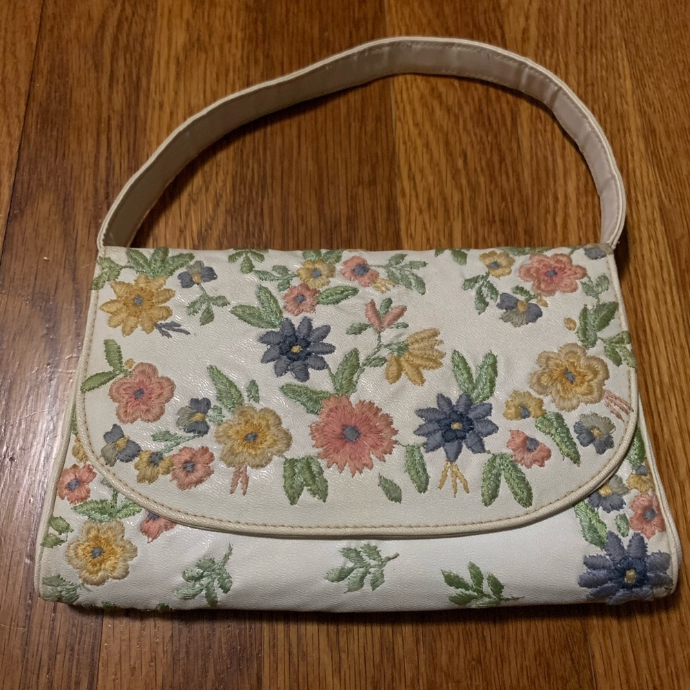 Vintage Embroidered Purse